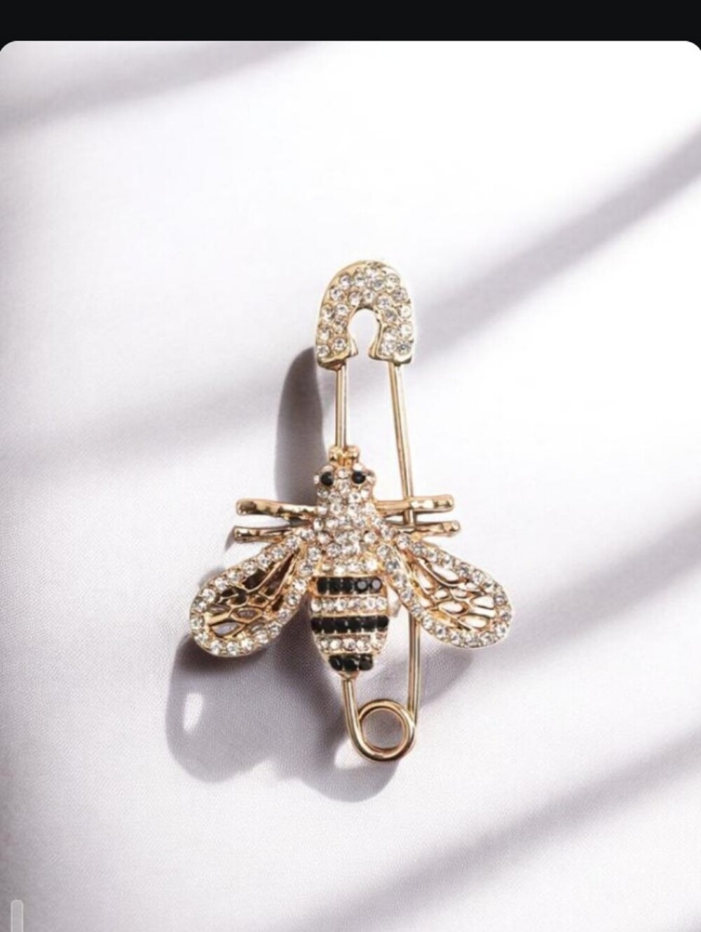 Elegant Unique Rhinestone Bee Brooch Pin